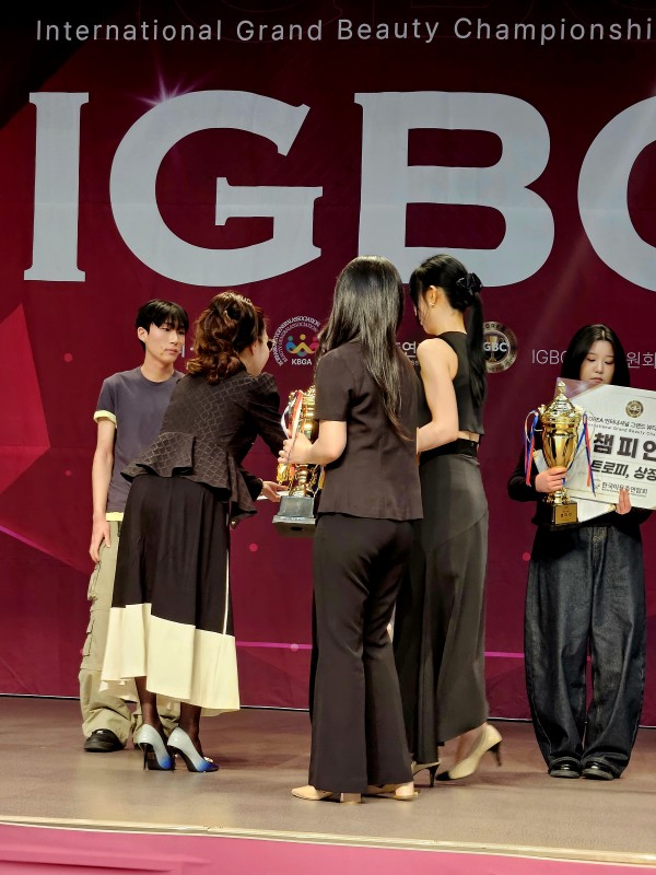 98ad5c4a47db90d13483371cefafc30f_1779333532_7894.jpg